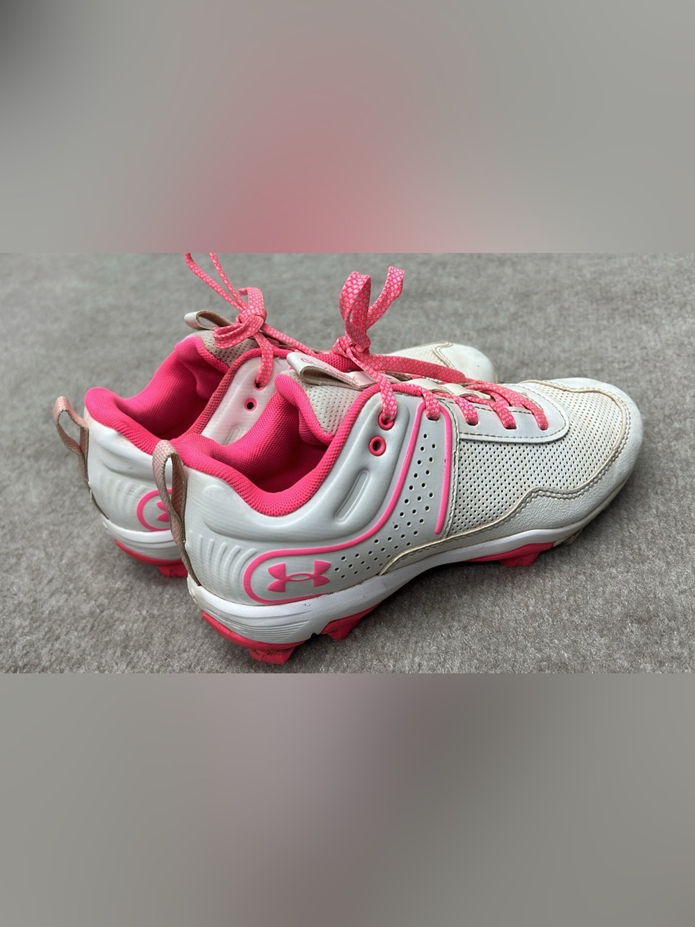 Under Armour Glyde Youth Girls Softball Cleats size 3.5